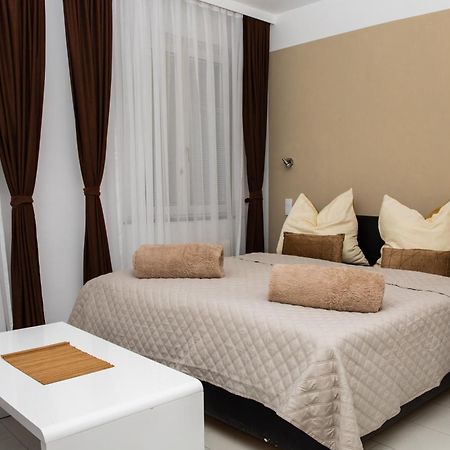 Vladys Vienna Apartments Exterior photo